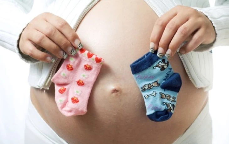 Redukce embryí snižuje komplikace vícečetného těhotenství